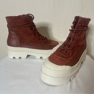 Gianni Bini Women’s Wanderlust Brown‎ Leather Lug Sole Platform Ankle Boots 9.5